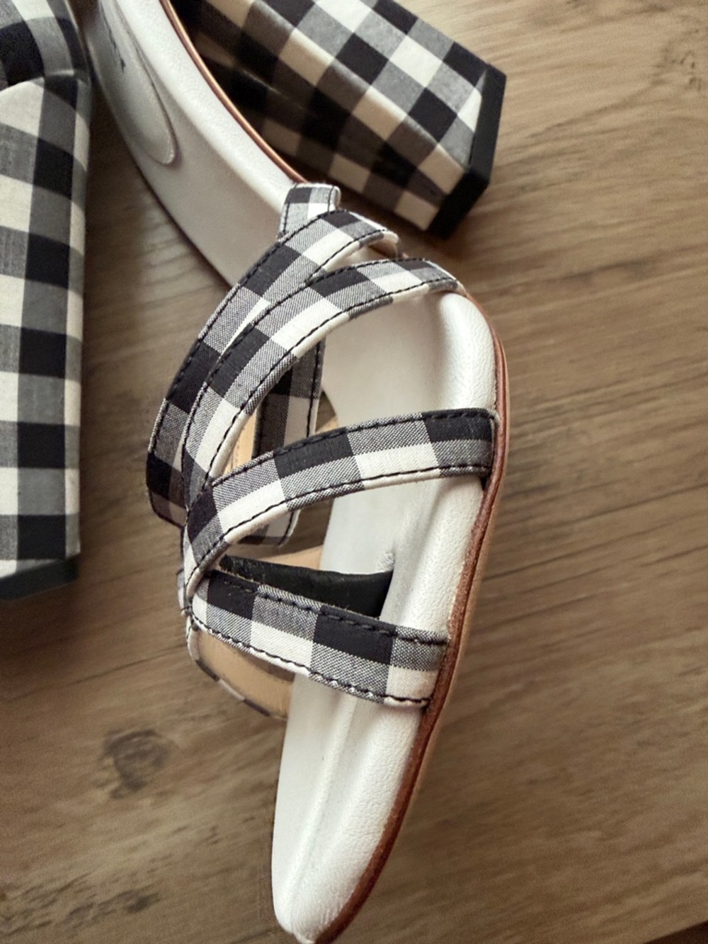 NWT Burberry Hove Black & White Gingham Block Heel Sandals with Ankle Strap s - Picture 6 of 15